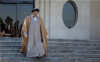 وزیر اطلاعات برای بررسی خسارت های سیل عازم شیراز شد